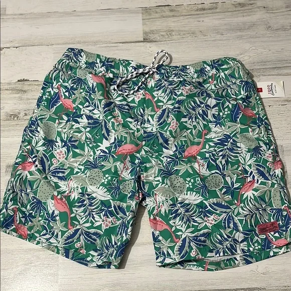 Izod Flamingo Swim Trunks Size Large NWT - Picture 1 of 11